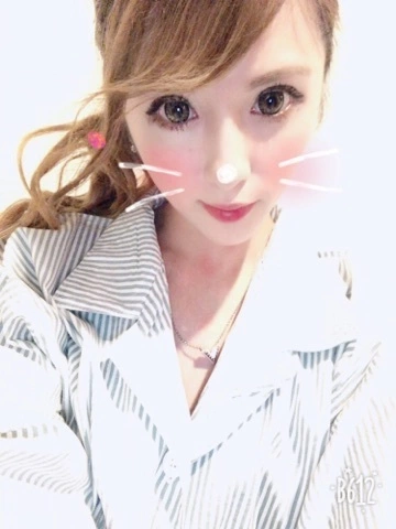 一咲 エム