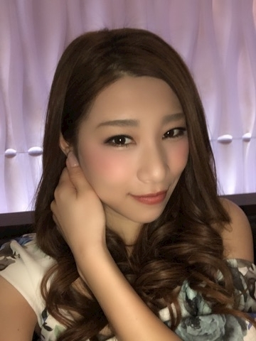 愛羽 仁美