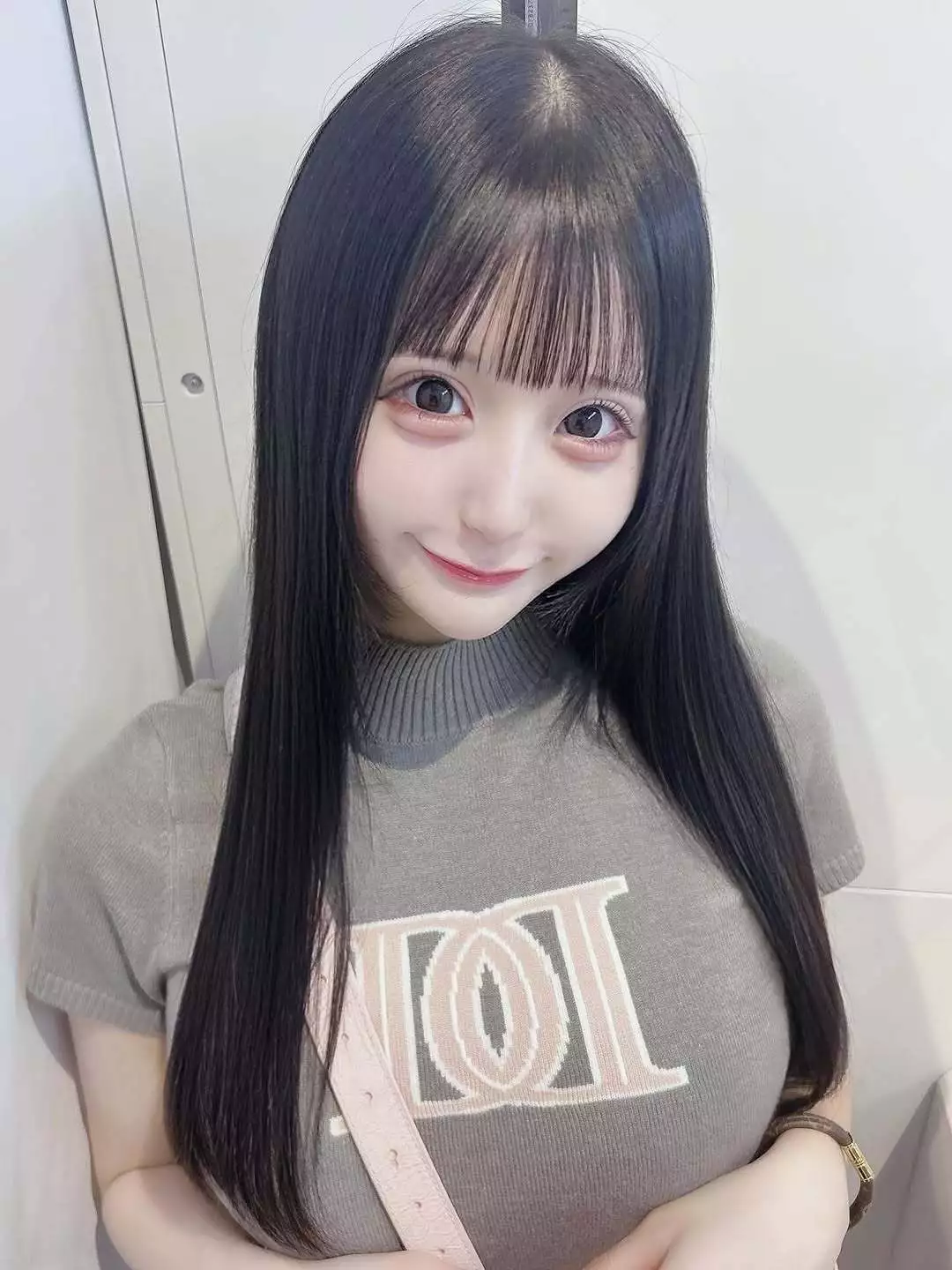 水無月 ゆゆ