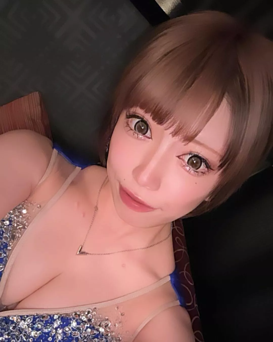 きら