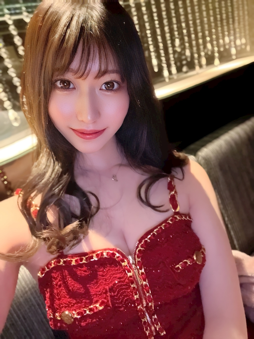 天乃 りさ