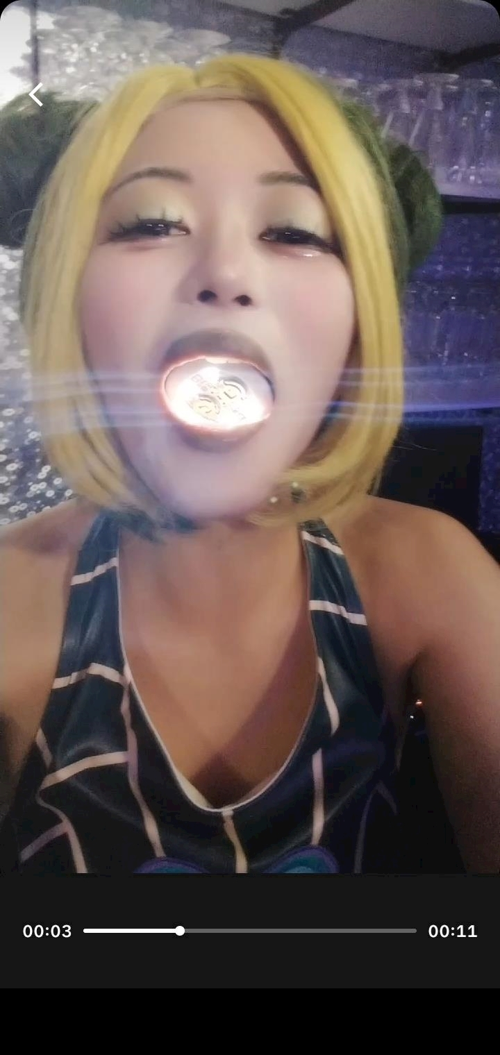 にこ