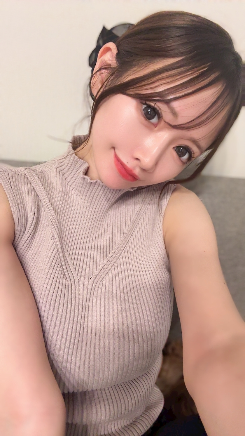 葉月 りほ