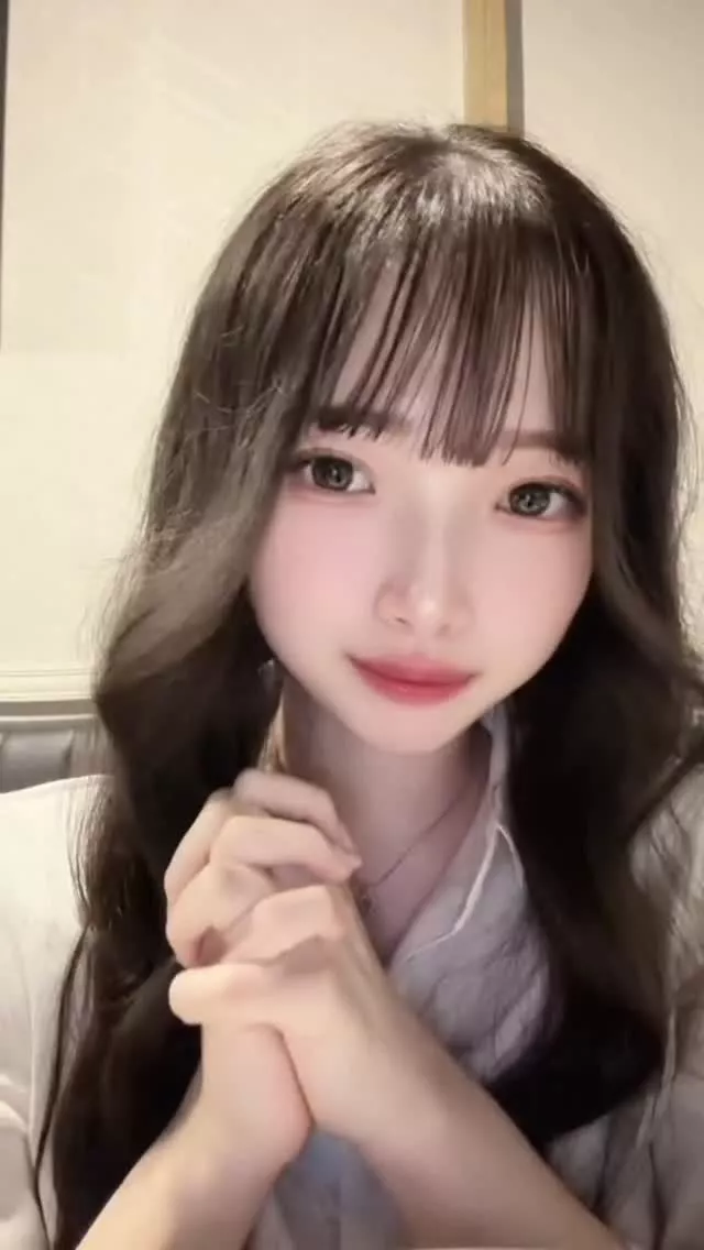 みいな