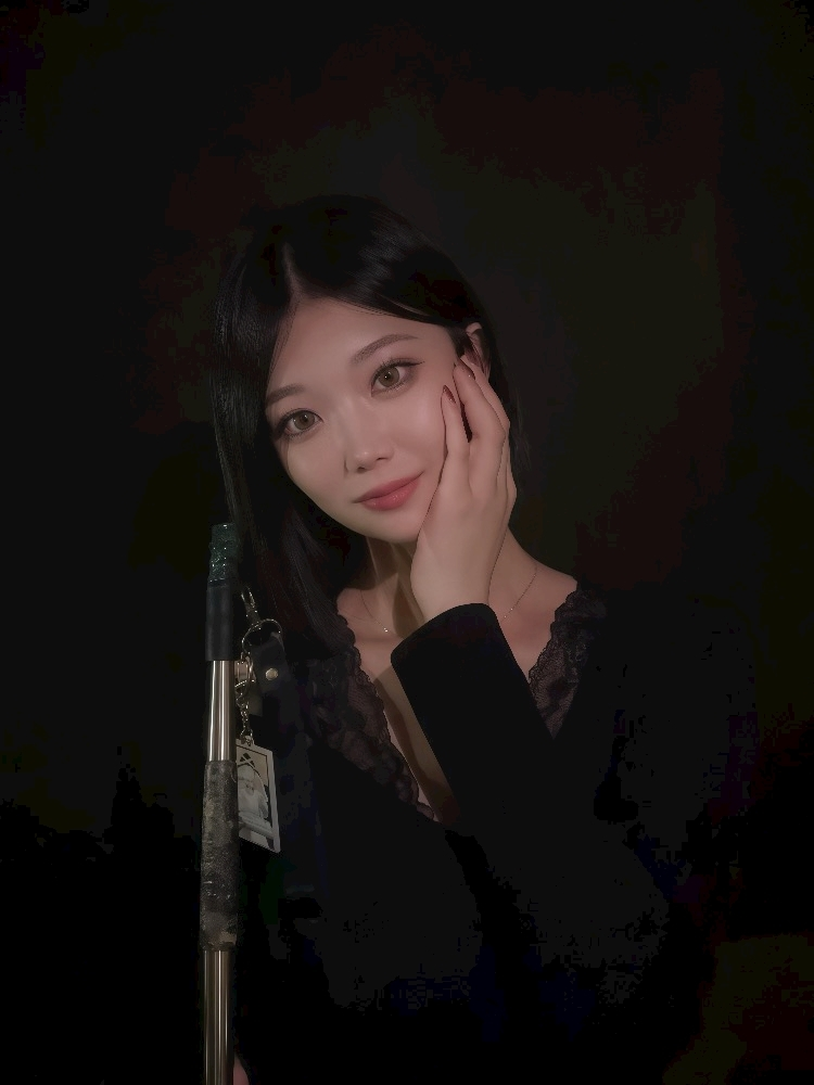 三鷹 真綺