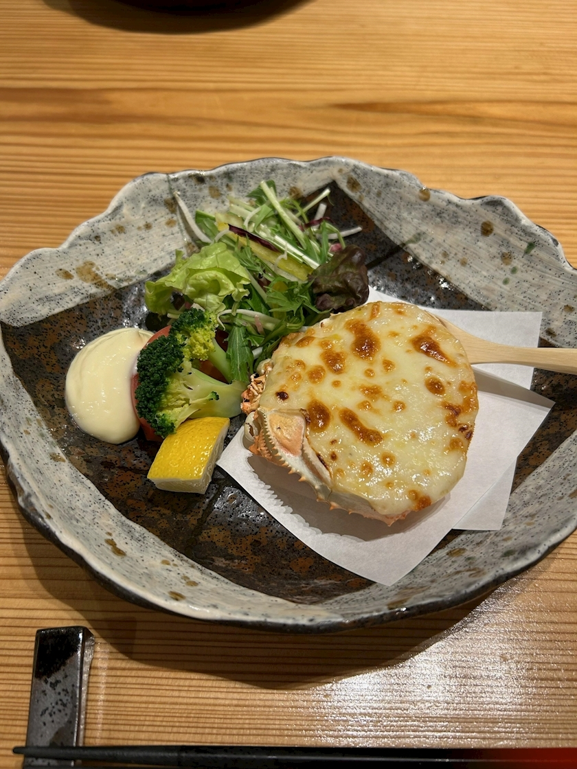 泉 りさ