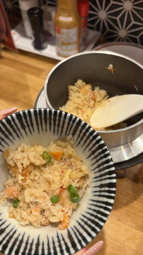 佐野 エマ