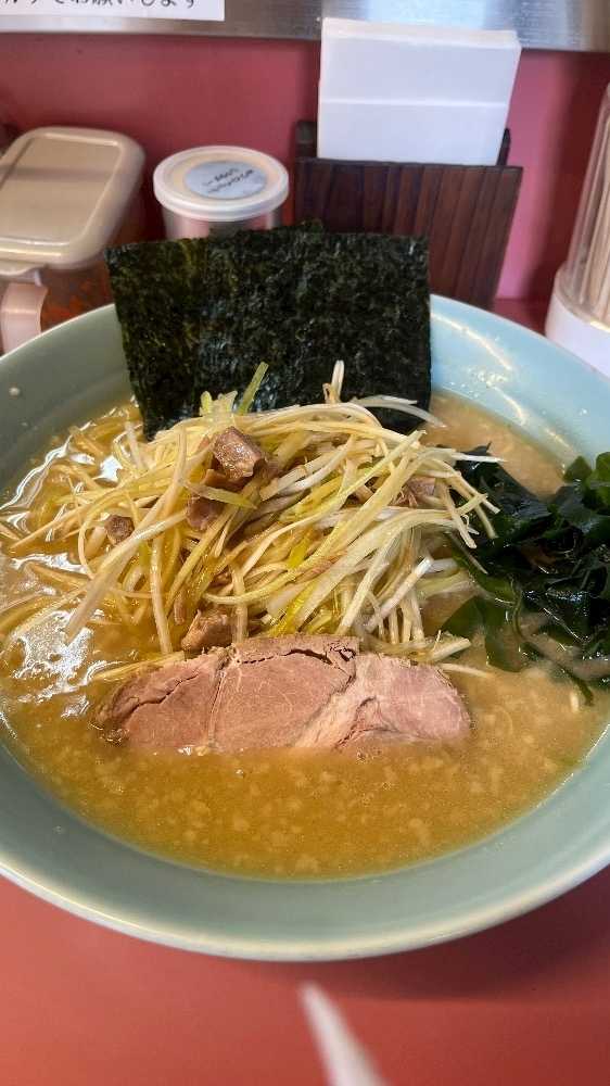 モエ