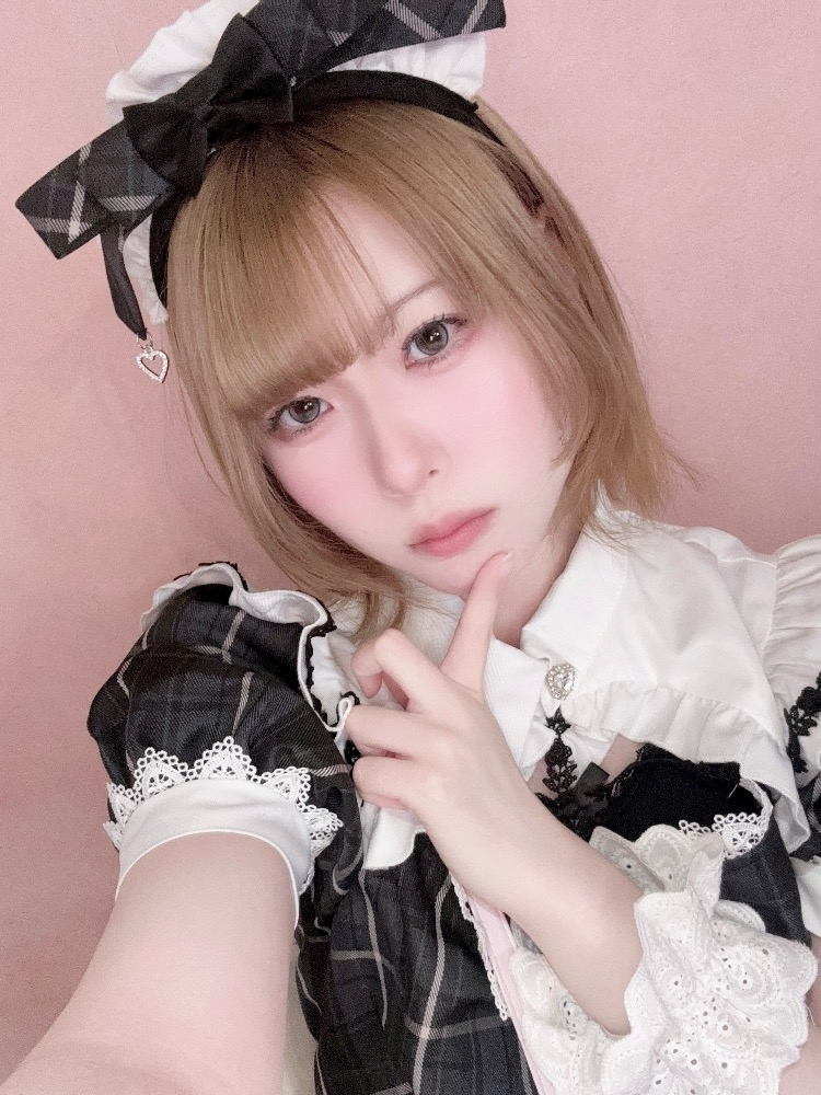 にゃる