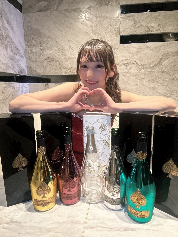 広瀬 麗奈