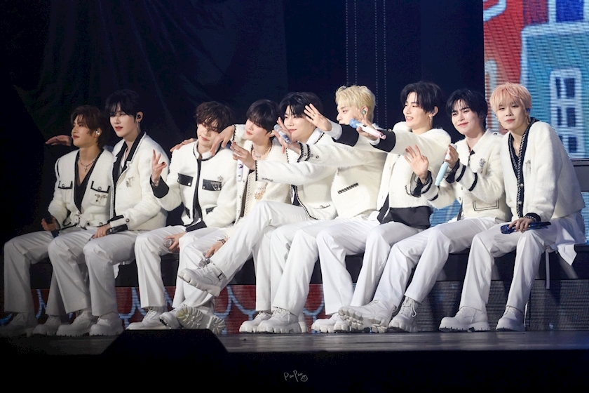 かびるんるんさわ