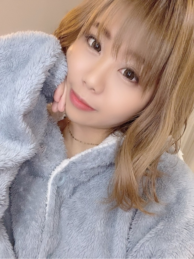 一条 彩由