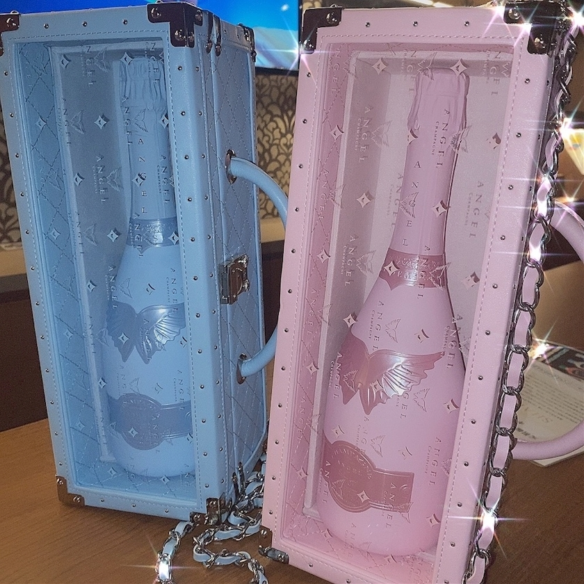 とも