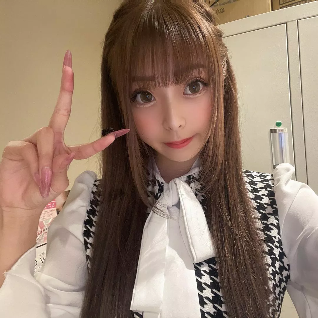 ななみ