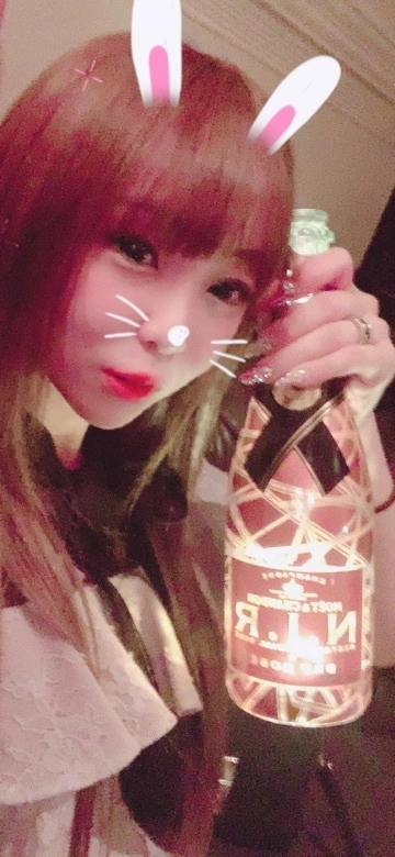 小川 真央