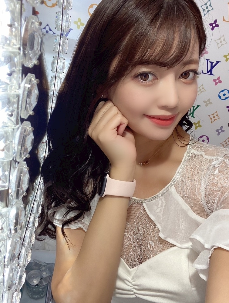 妃 えりな