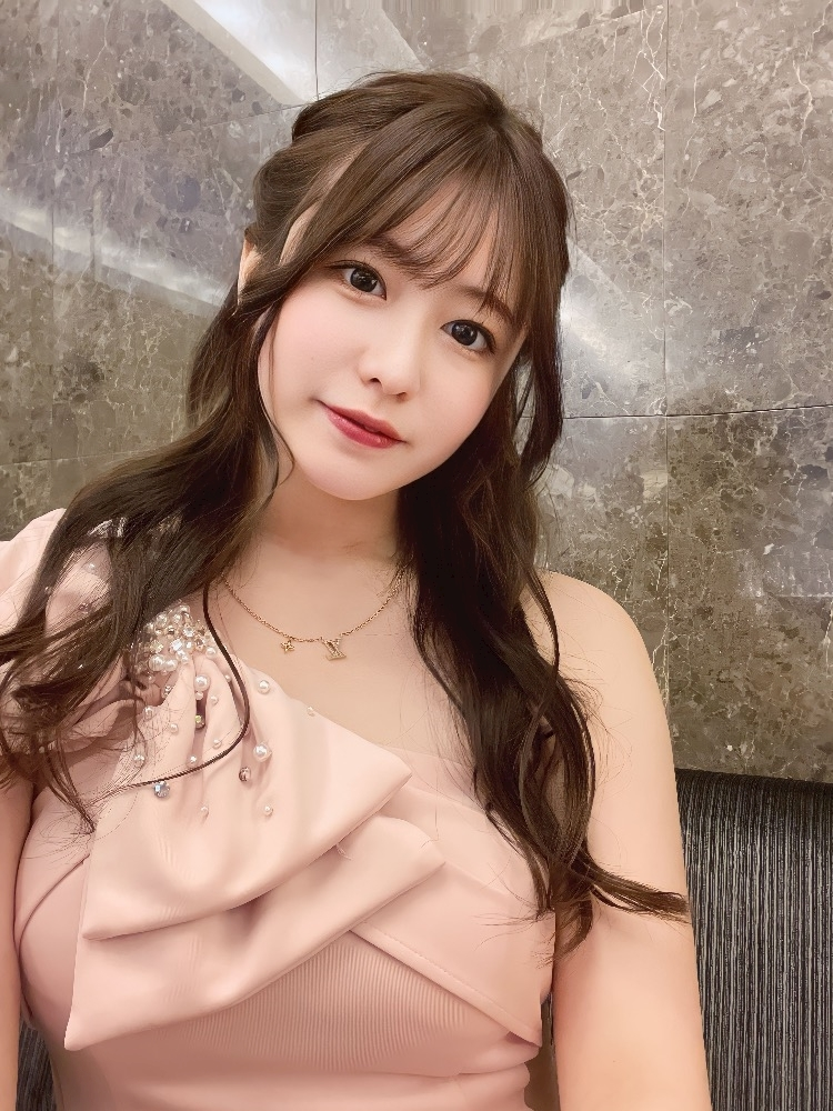 七瀬 華音