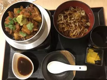 長瀬 純恋