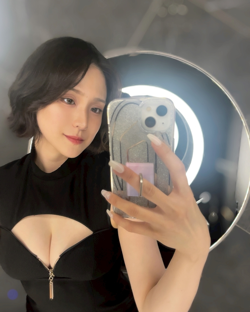 黒川 すみれ