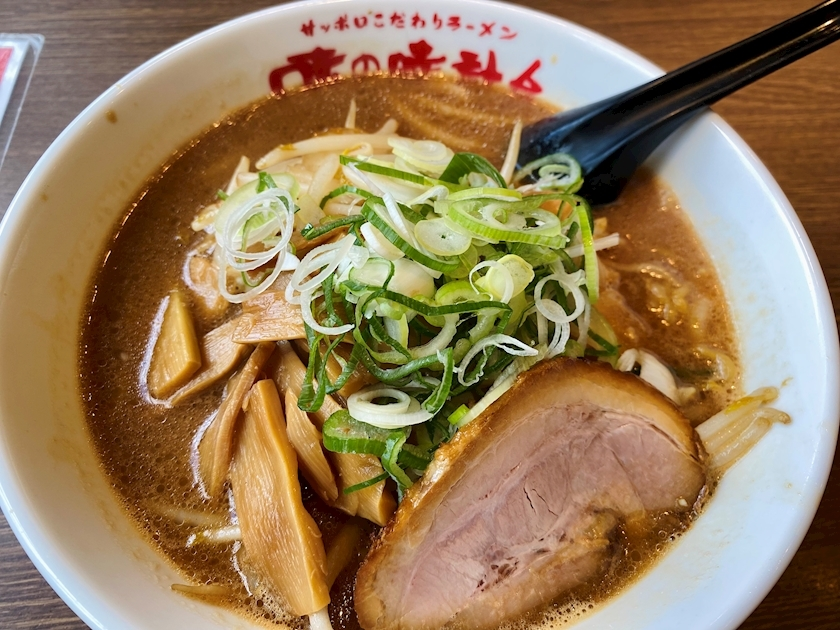 華宮 りりあ