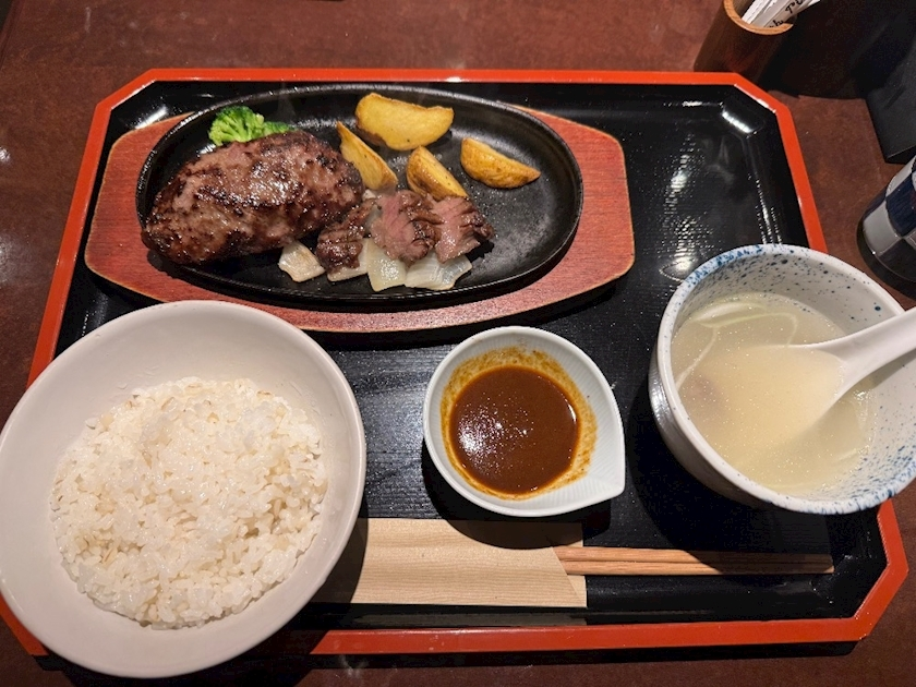 佐野 あみ