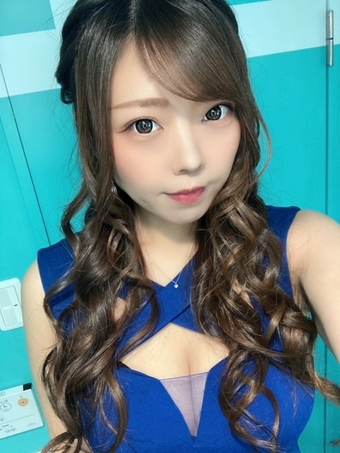 夏樹 あや