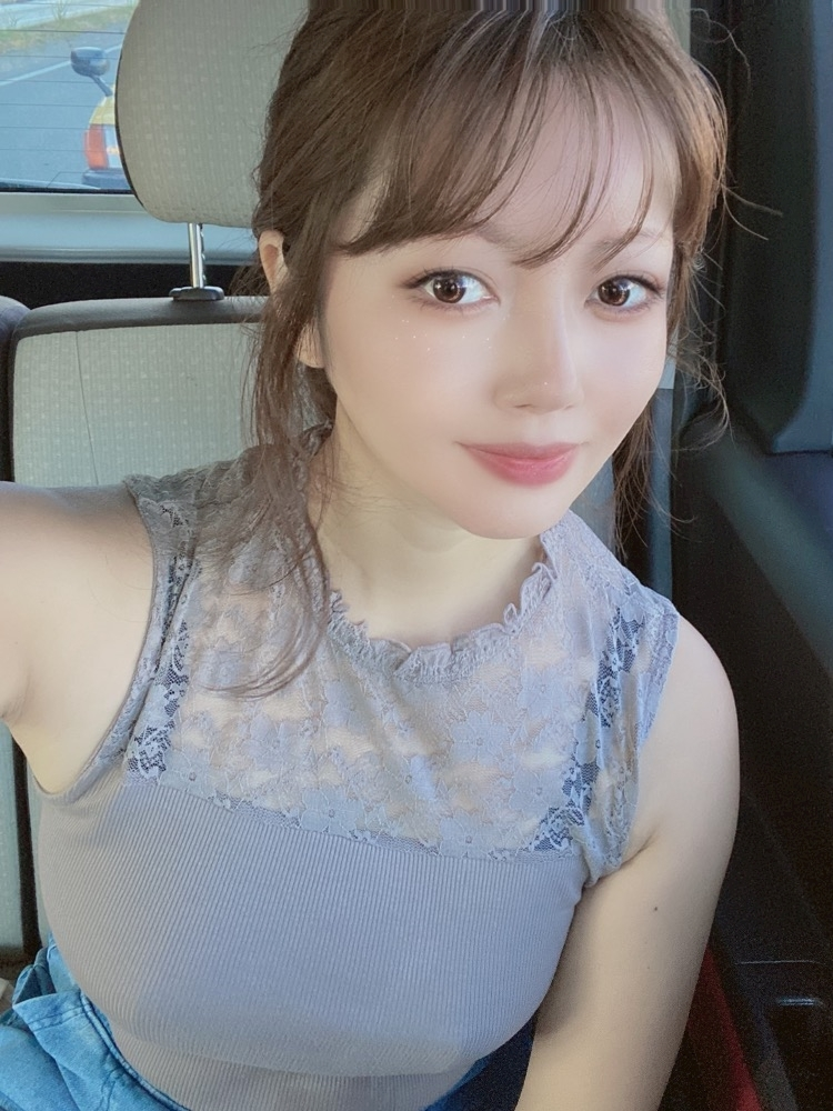 妃 えりな