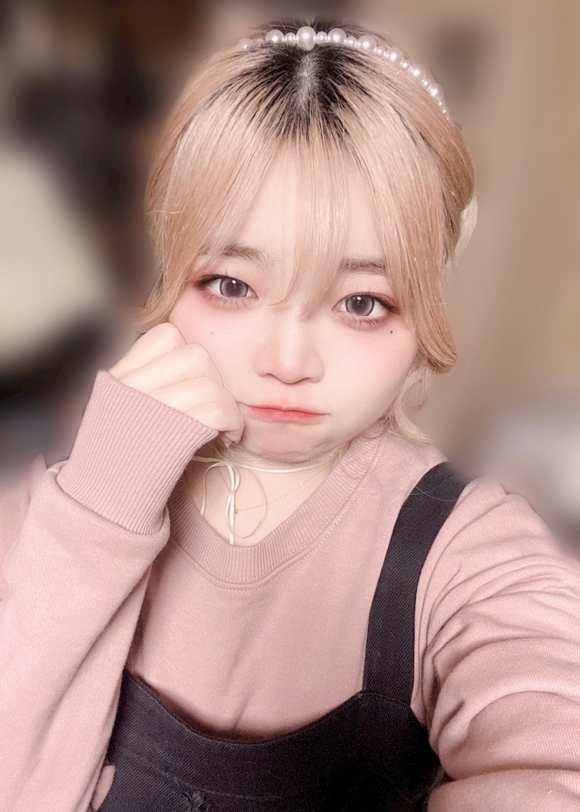 美吉 アユム