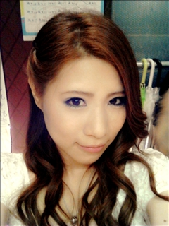 愛羽 仁美