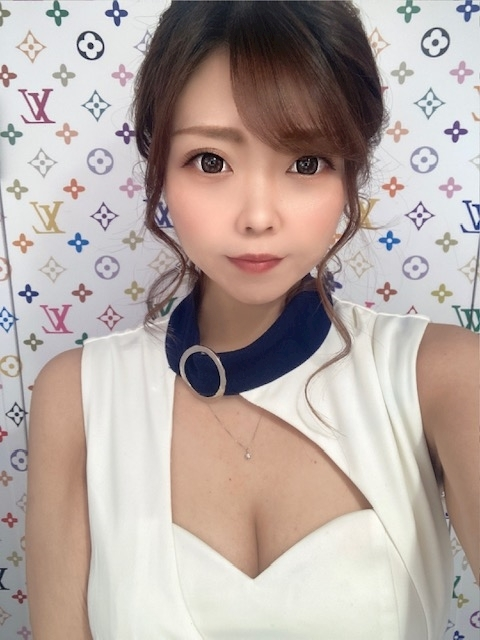 夏樹 あや