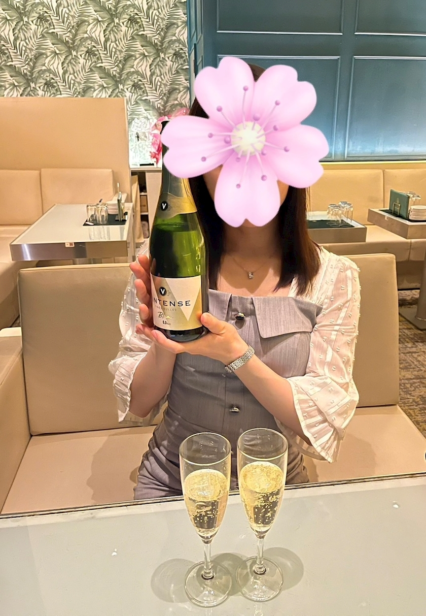 花奈 えり