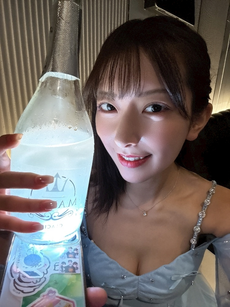 神楽 むぎ