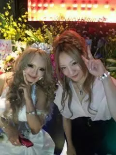 愛羽 仁美