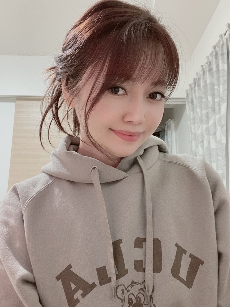 妃 えりな