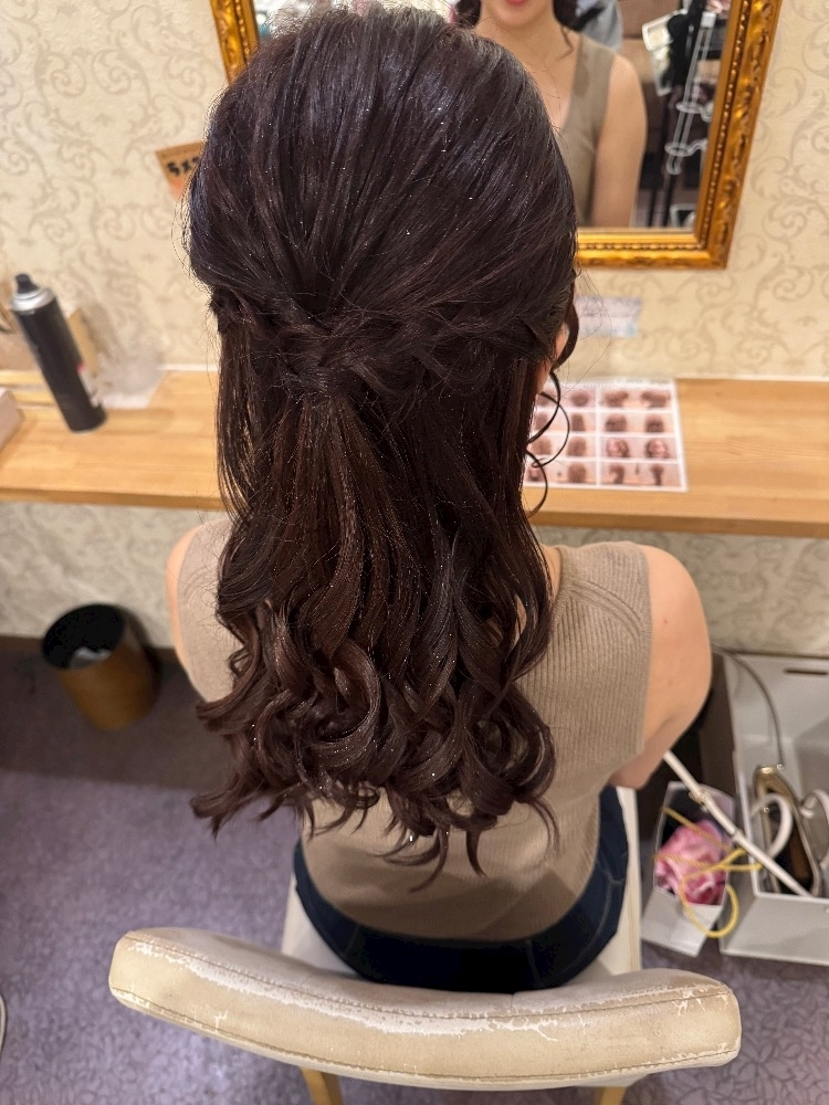 美月 ひな