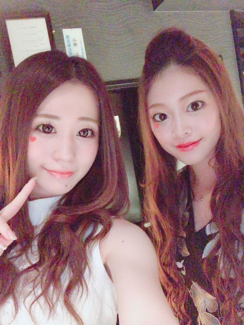 みな