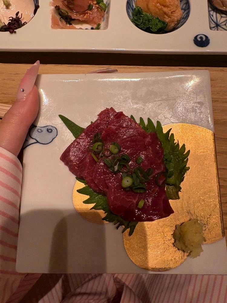 佐野 エマ