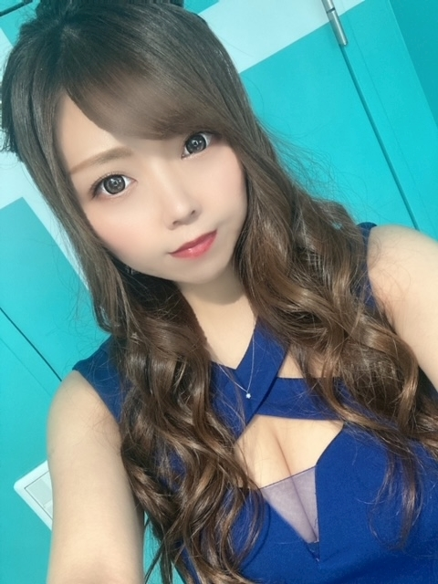 夏樹 あや