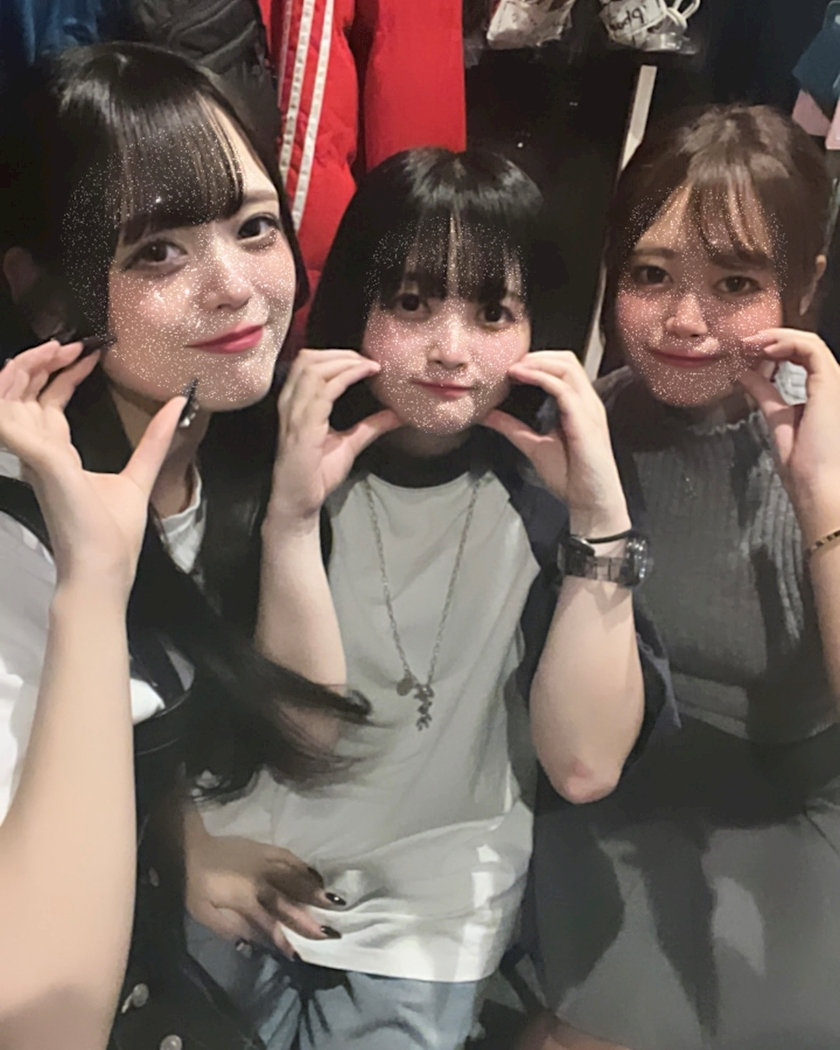 ティラノまな