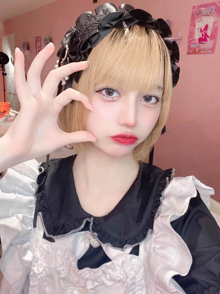 てぃな