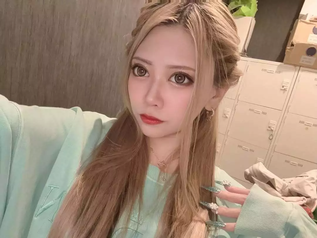 芹奈
