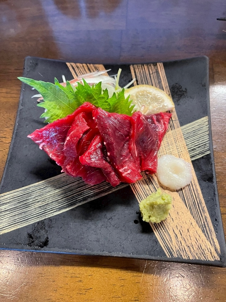 朝倉 しおり