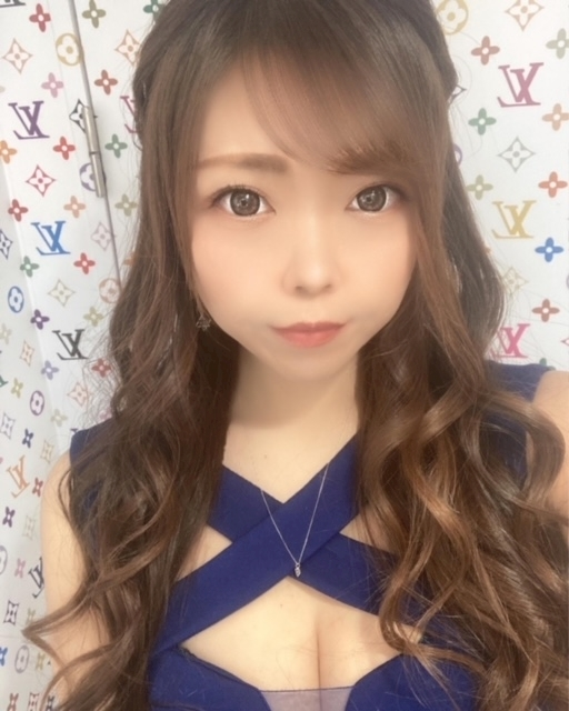 夏樹 あや
