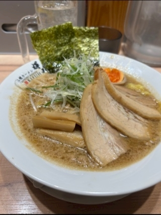 泉 ゆうき