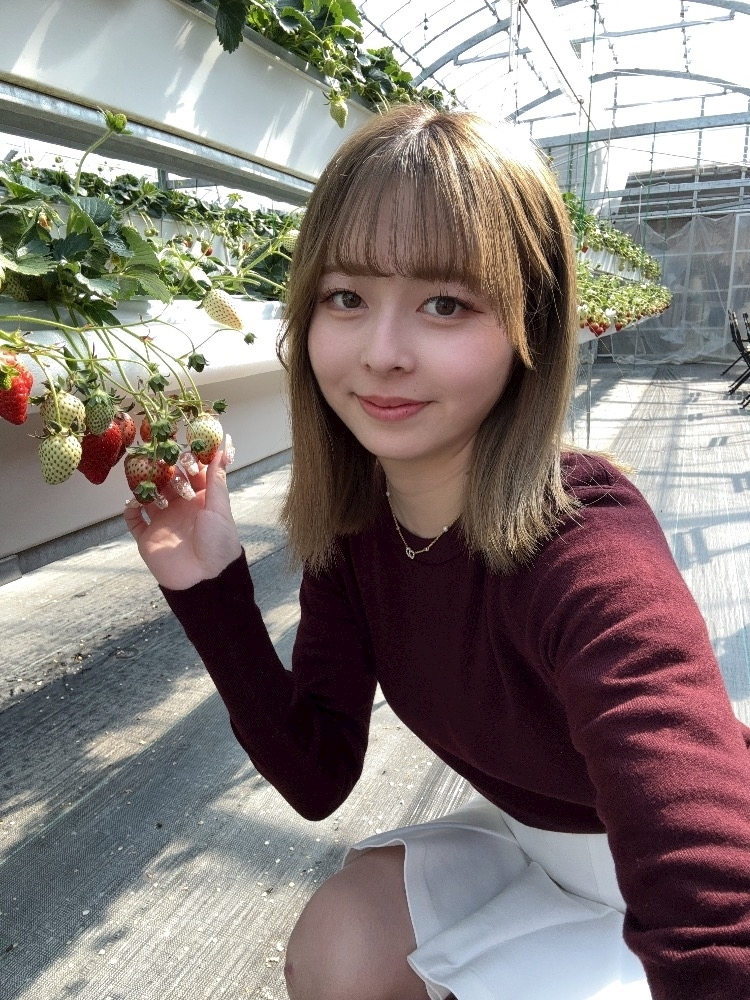 な つ