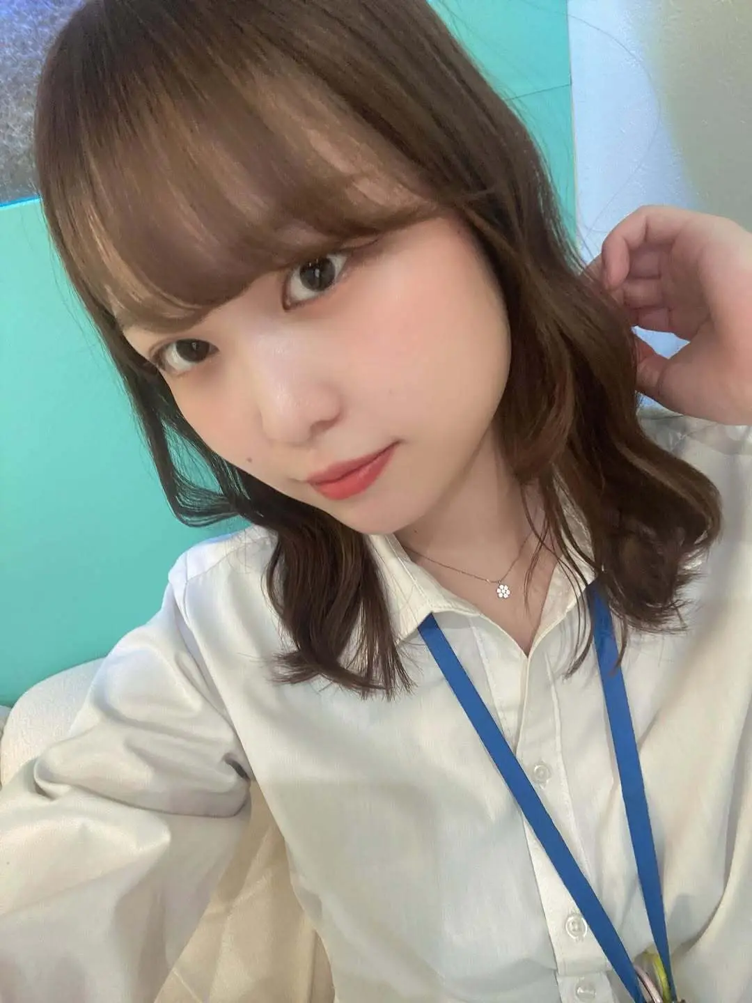 にこ