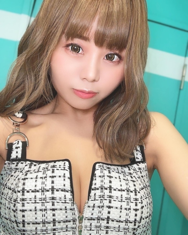 一条 彩由