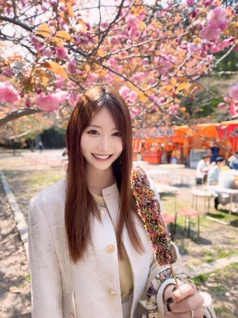 美波 ななみ