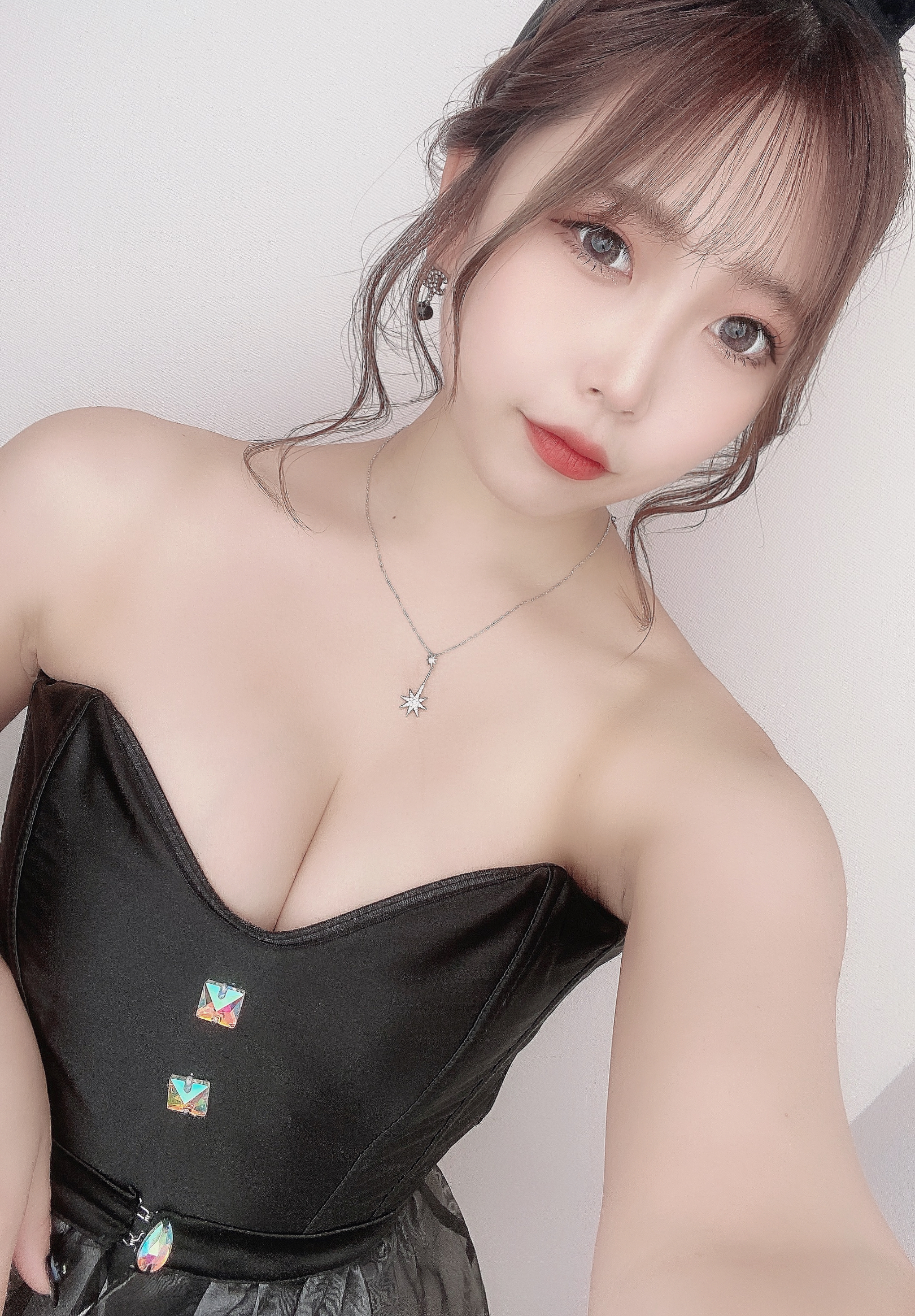 あきら