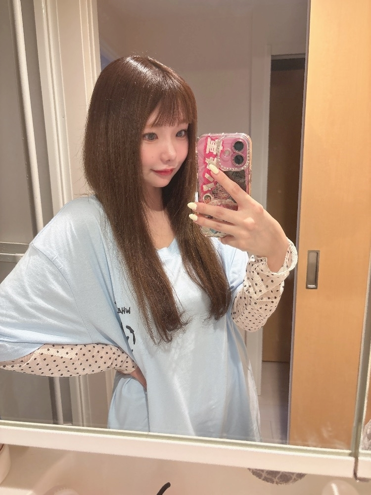 あみな